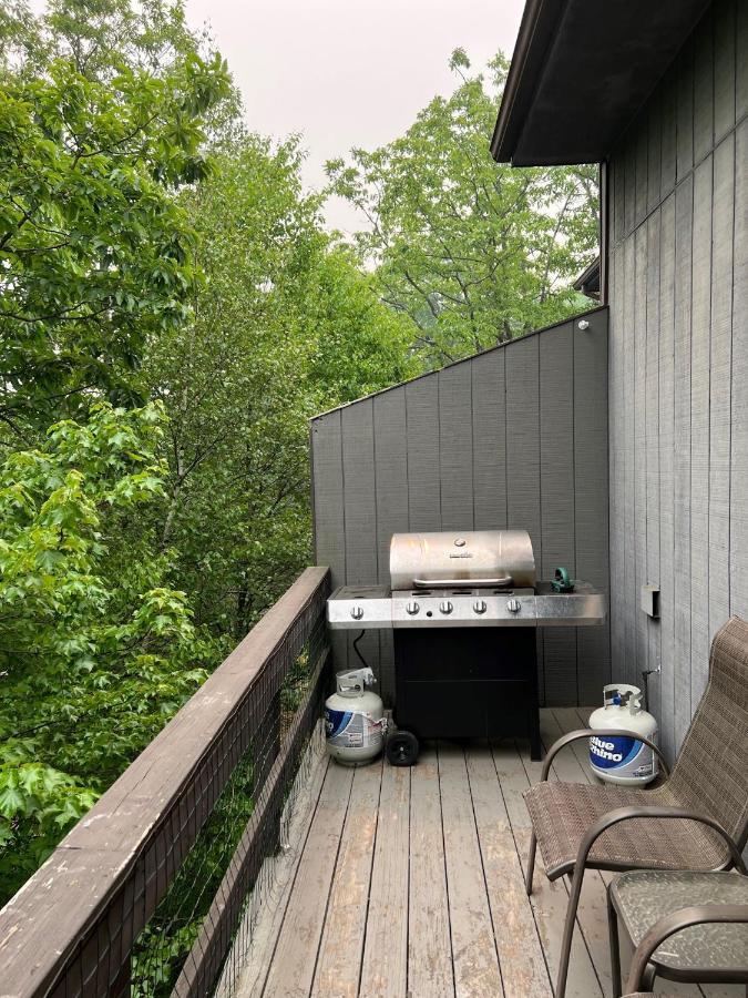 Pocono Paradise - 3 Bedroom 3 And Half Bathroom Townhouse Tannersville Zewnętrze zdjęcie
